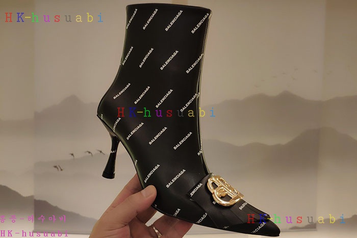 NEW 발렌시아가 신발 신상 B 844101