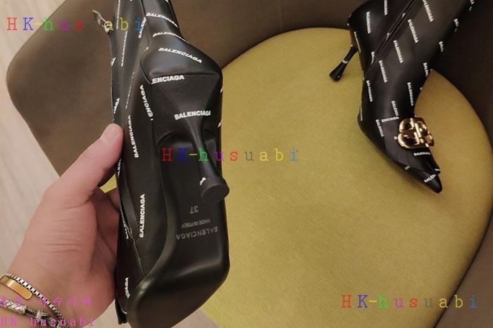 NEW 발렌시아가 신발 신상 B 844101