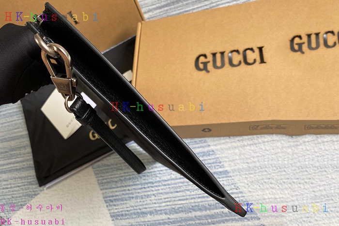 ★미러급★ 구찌 오프 더 그리드  클러치 G 625598-2