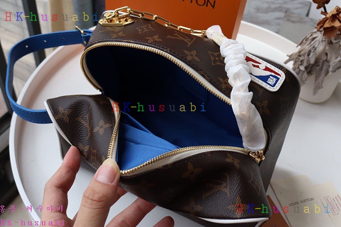 ★미러급★ 루이비통 x NBA 콜라보 토트백 M85149