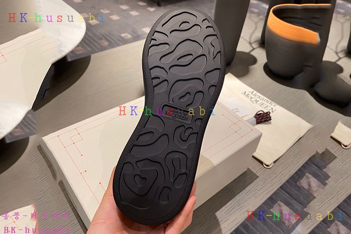 NEW 알렉산더맥퀸  신발 신상 M252227