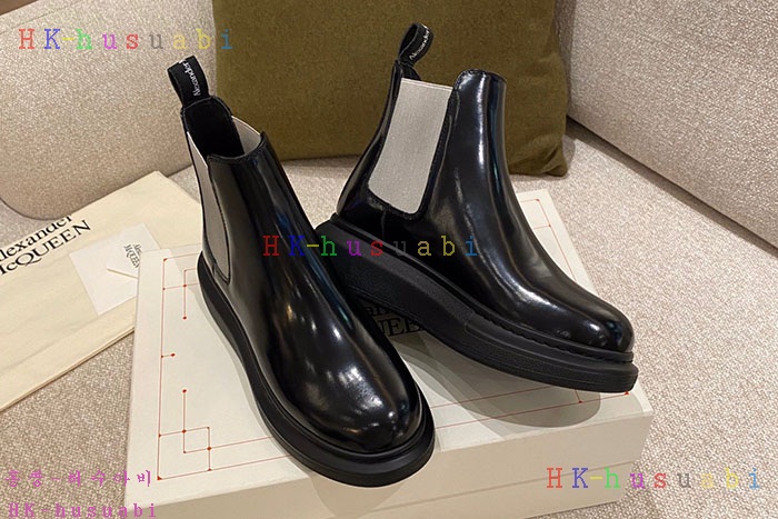 NEW 알렉산더맥퀸  신발 신상 M252227