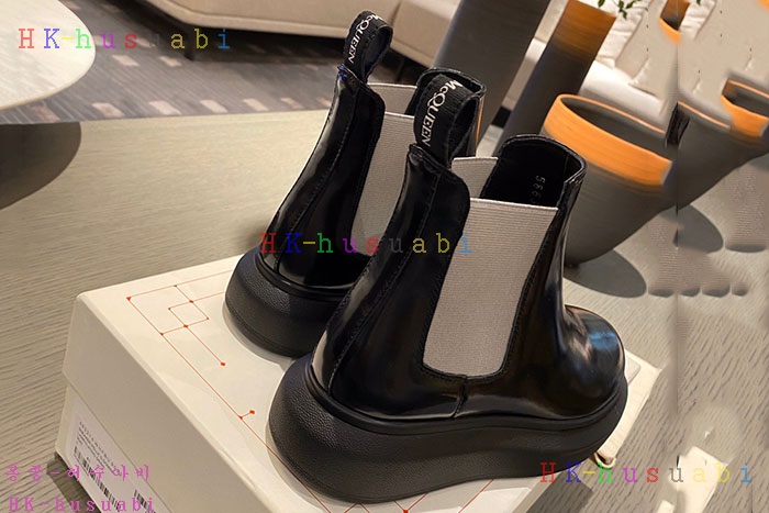 NEW 알렉산더맥퀸  신발 신상 M252227