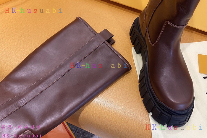 NEW 펜디 부츠 신상 FD 9572252