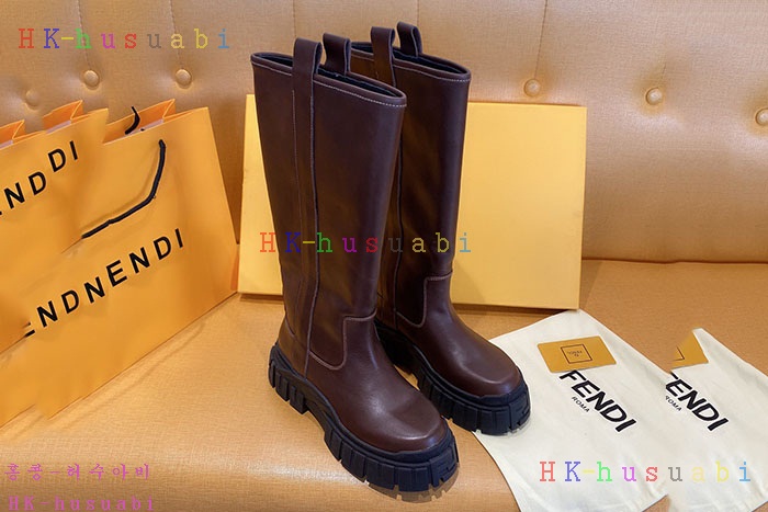 NEW 펜디 부츠 신상 FD 9572252