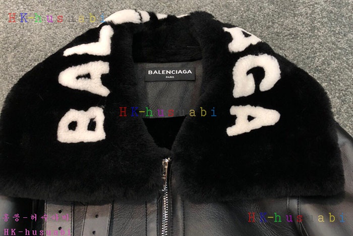 NEW 발렌시아가 무스탕 신상 B 857778