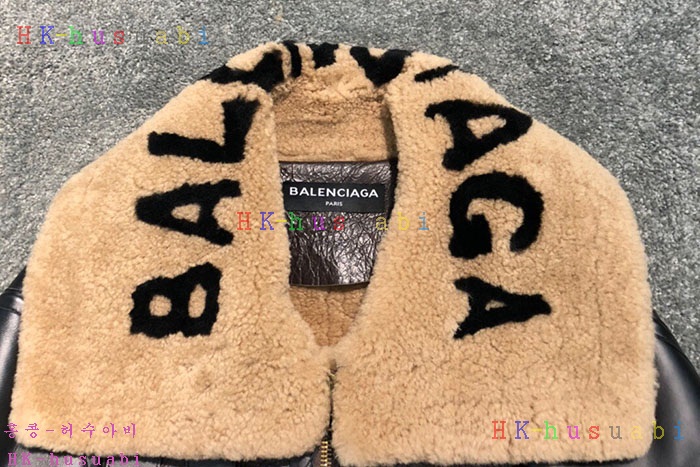 NEW 발렌시아가 무스탕 신상 B 857779