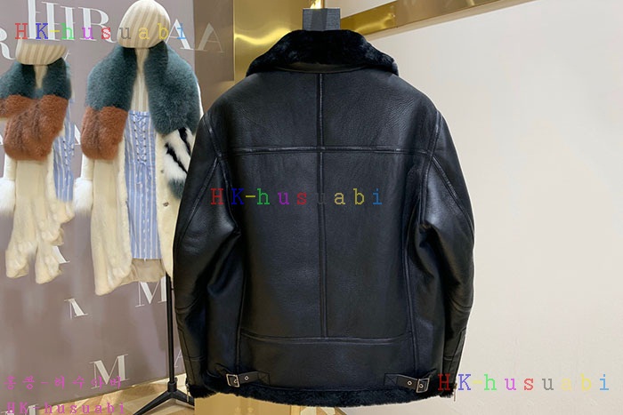 NEW 버버리 무스탕 신상 B 2485552