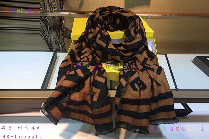 NEW 펜디 머플러 신상 FD 22434