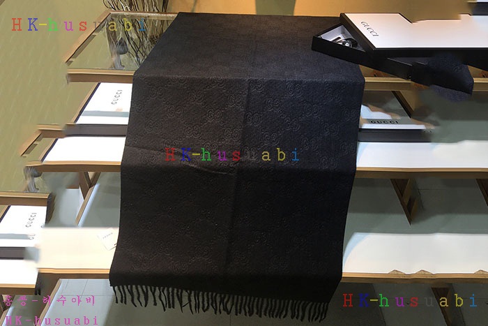 NEW 구찌 머플러 신상 GU 2436705
