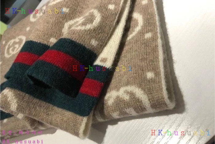 NEW 구찌 머플러 신상 GU 2436746