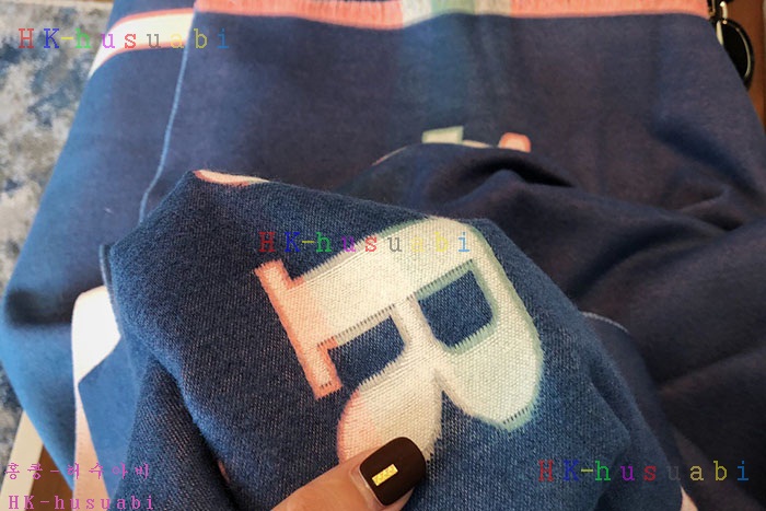 NEW 버버리 머플러 신상 BB 573367