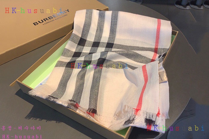 NEW 버버리 머플러 신상 BB 573347