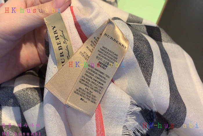 NEW 버버리 머플러 신상 BB 573347
