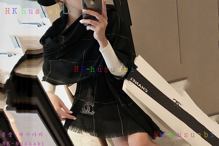 NEW 샤넬 머플러 신상 CH 2452237