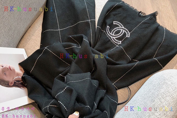 NEW 샤넬 머플러 신상 CH 2452237