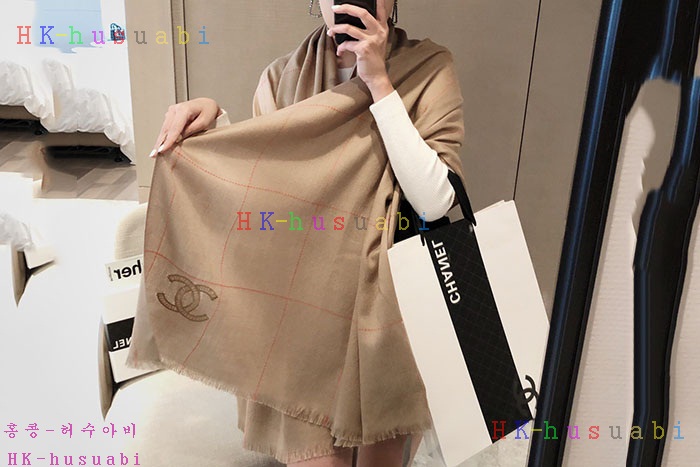 NEW 샤넬 머플러 신상 CH 2452239