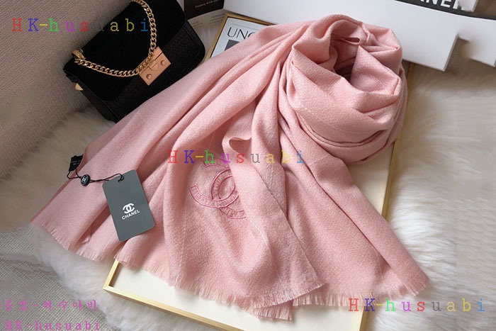 NEW 샤넬 머플러 신상 CH 2452239