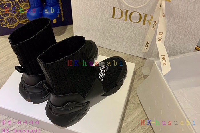 NEW 디올 신발 신상 DR 572228