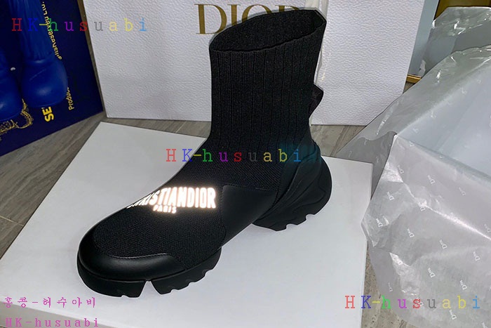NEW 디올 신발 신상 DR 572228