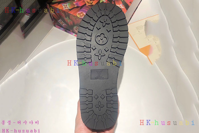 NEW 루이비통 신발 신상 LV 725238