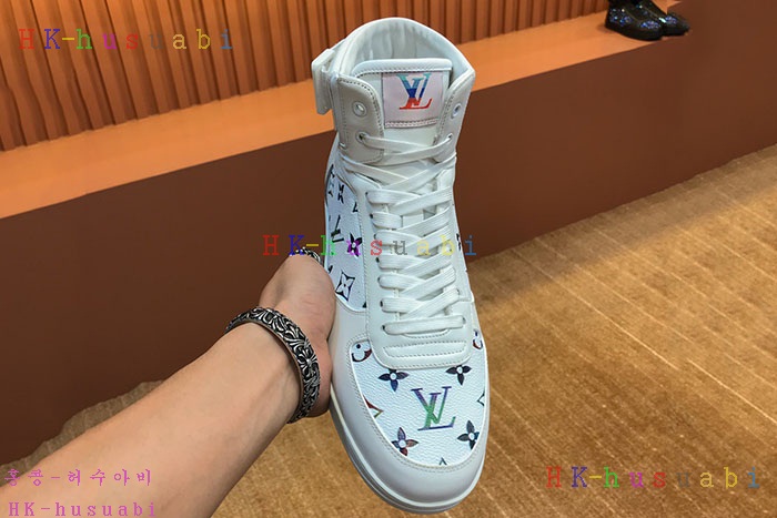 NEW 루이비통 신발 신상 LV 725229