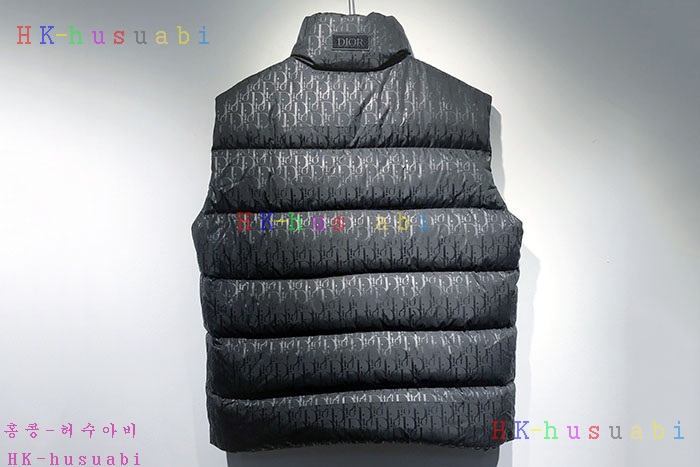 NEW 디올 패딩조끼 신상 DR 539973