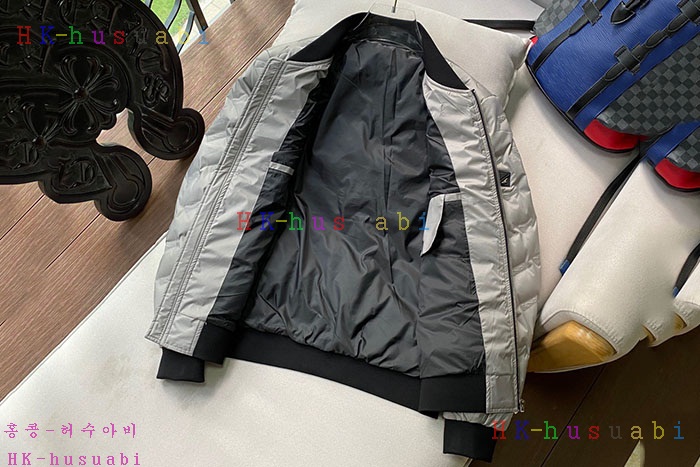 NEW 펜디  패딩 신상 FD 722509