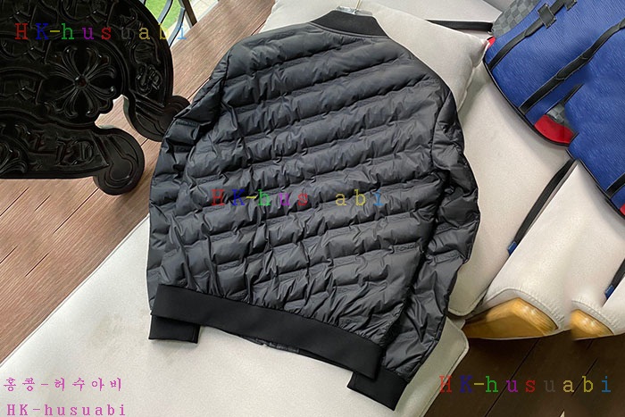 NEW 펜디  패딩 신상 FD 722508