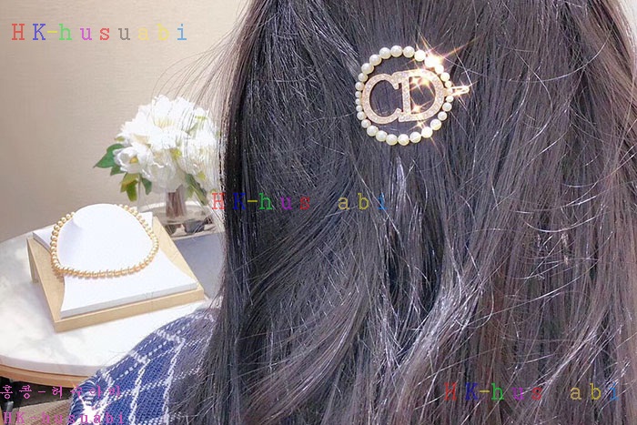 NEW 디올 헤어핀 신상 DR 8572267
