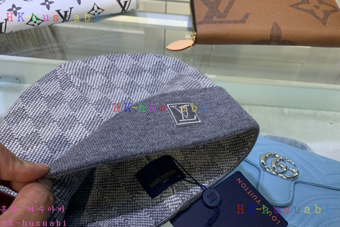 NEW 루이비통 모자 신상 LV 236630