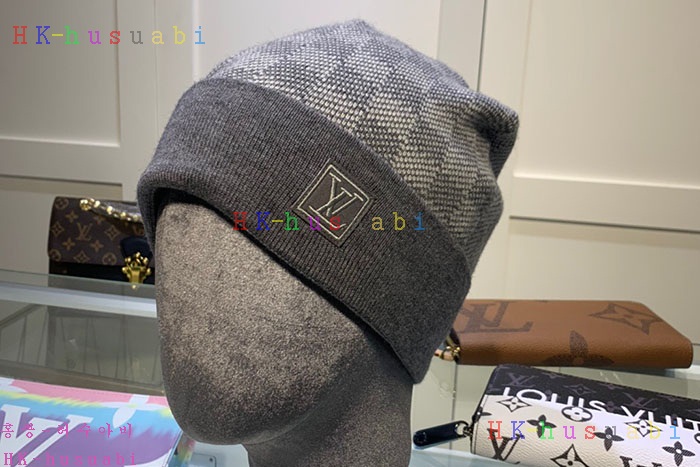 NEW 루이비통 모자 신상 LV 236630