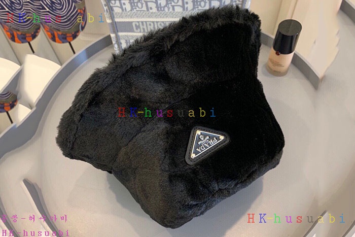 NEW 프라다 모자 신상 P  523667