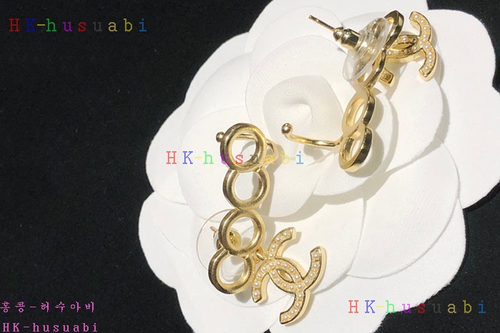 NEW 샤넬 귀걸이 신상 C 428686