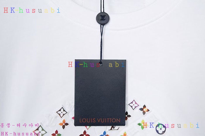 NEW 루이비통 반팔티 신상 LV 523608