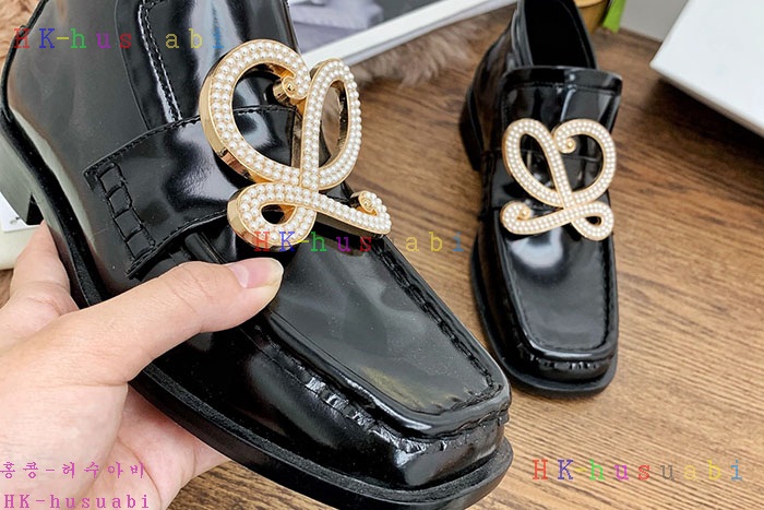 NEW 로에베 신발 신상 LW 725824