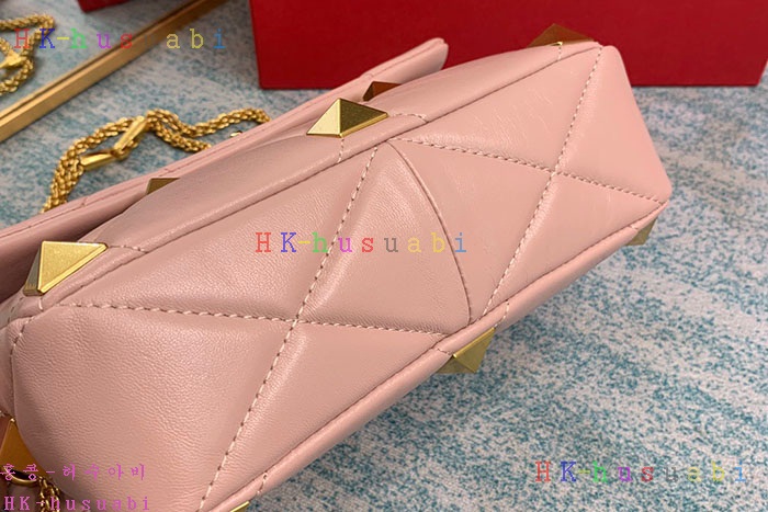 ★미러급★발렌티노 로만 스터드 나파 체인 백 V 424331(사이즈선택)