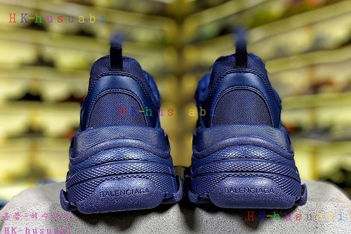 NEW 발렌시아가 스니커즈 신상 B 769259