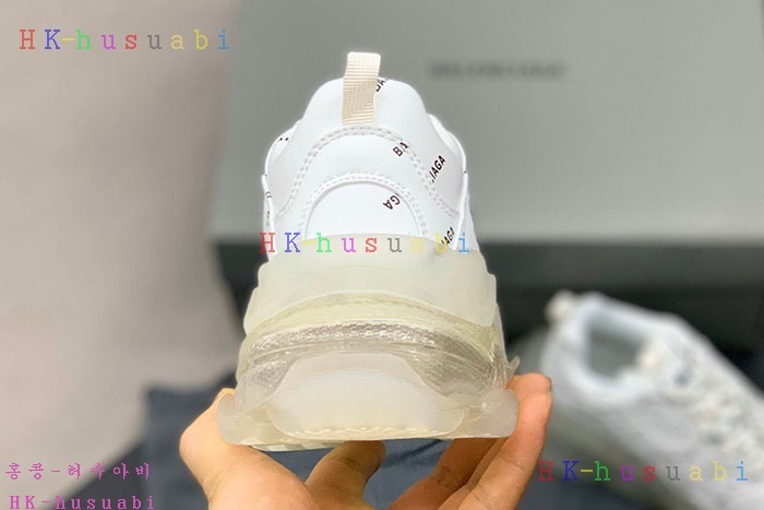 NEW 발렌시아가 스니커즈 신상 B 769253