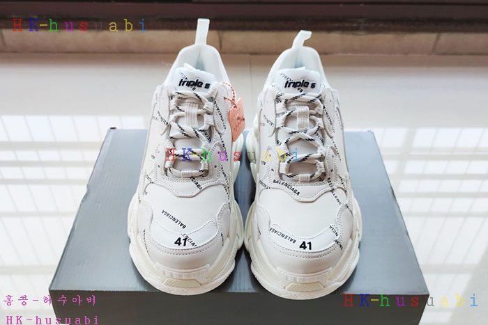 NEW 발렌시아가 스니커즈 신상 B 769256