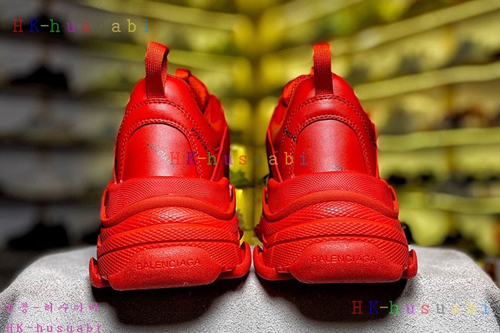 NEW 발렌시아가 스니커즈 신상 B 769258