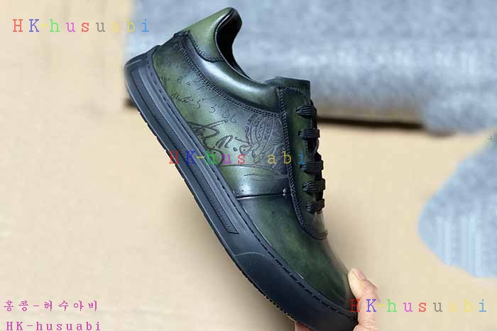 NEW 벨루티 스니커즈 신상 B 4268332