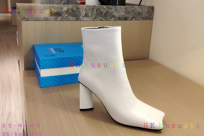 NEW 발렌시아가 신발 신상 B 744464