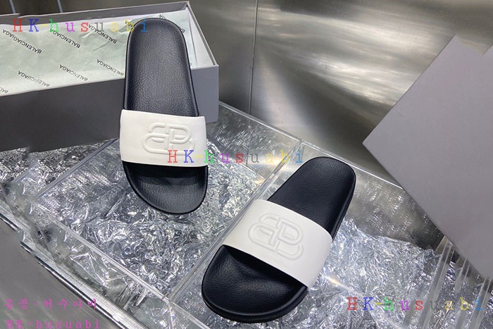 NEW 발렌시아가 신발 신상 B 744471