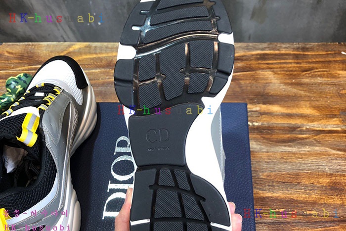 NEW 디올 신발 신상 DR 4258234