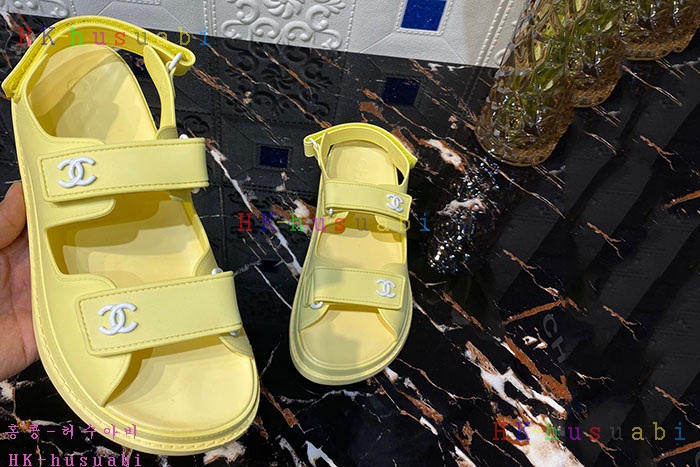 NEW 샤넬 샌들 신상 C 1425907