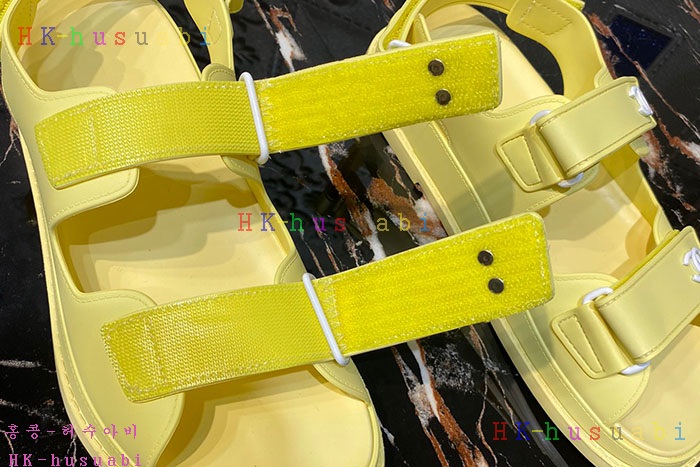 NEW 샤넬 샌들 신상 C 1425907