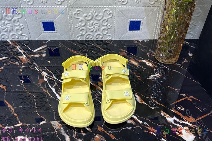 NEW 샤넬 샌들 신상 C 1425907