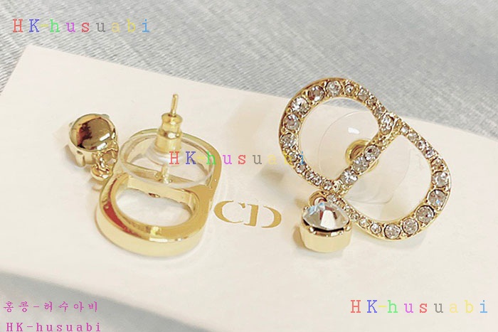 NEW 디올 귀걸이 신상 DR 342564