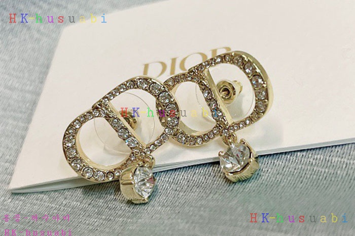 NEW 디올 귀걸이 신상 DR 342564
